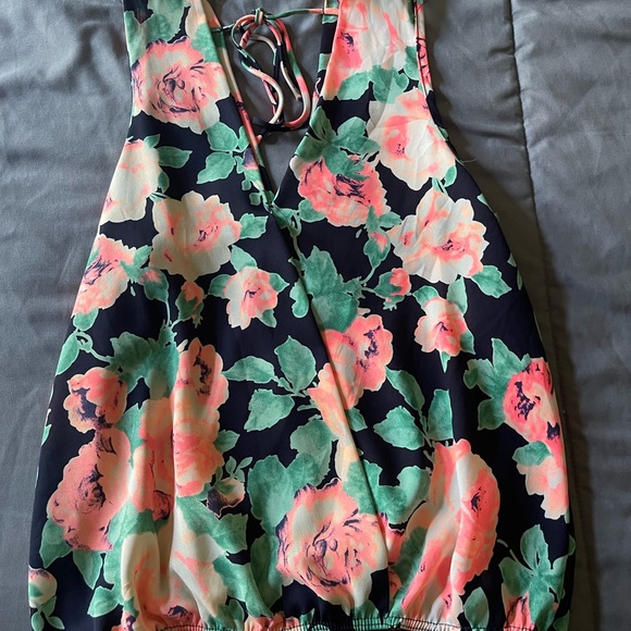 A’gaci rose multicolored blouse size S - Picture 2 of 4